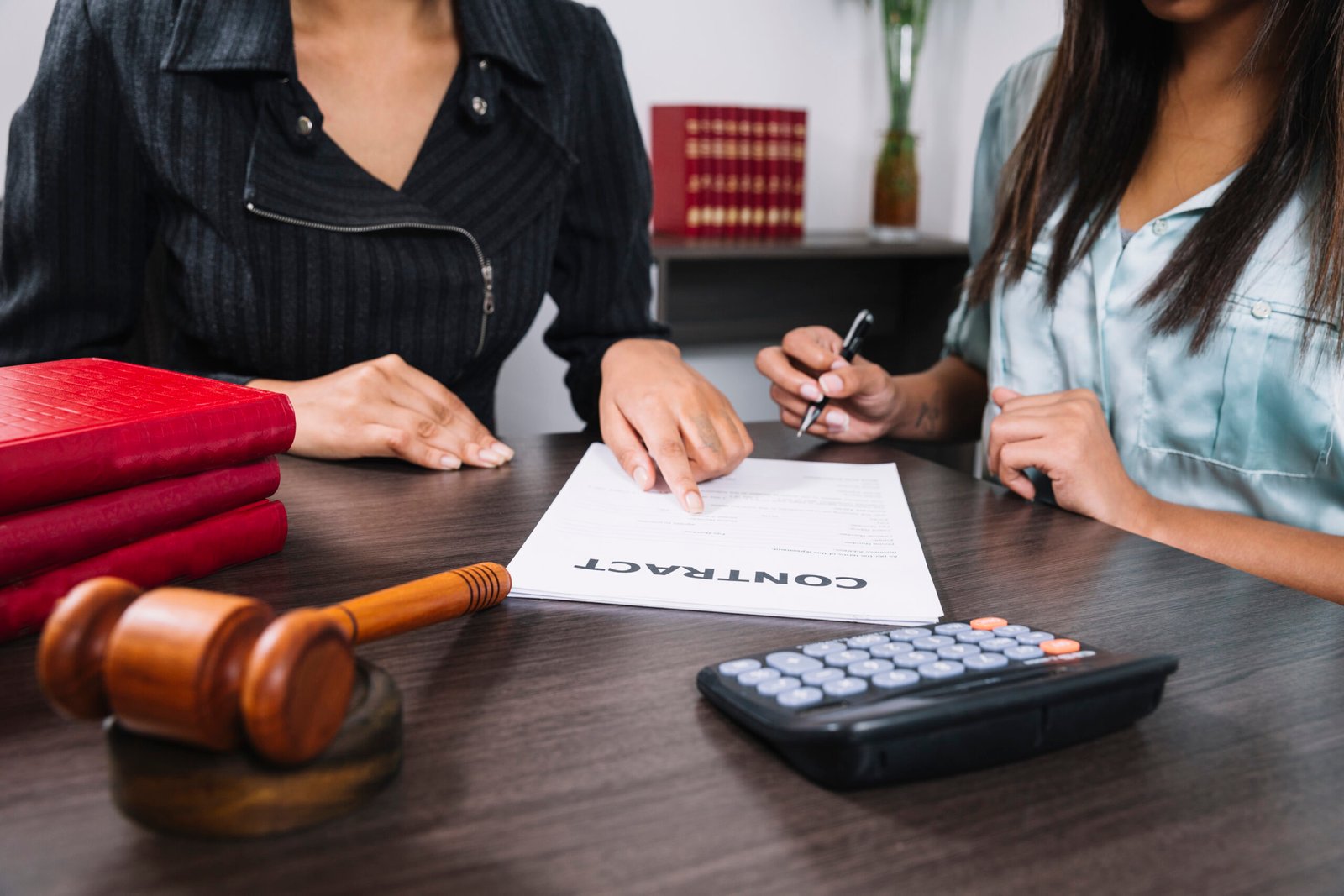 Juros Abusivos em Financiamento de Veículos: Como Identificar e Defender Seus Direitos